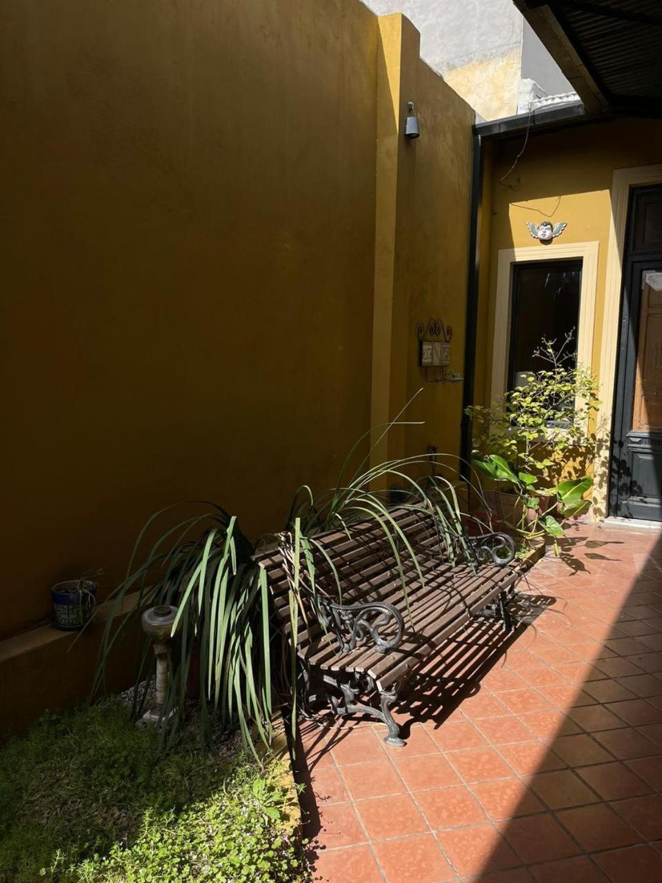 La Casona De Blanca Bed & Breakfast Balcarce Ngoại thất bức ảnh